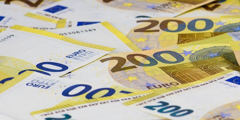 Inflation Calculator - What Will My Money Be Worth?